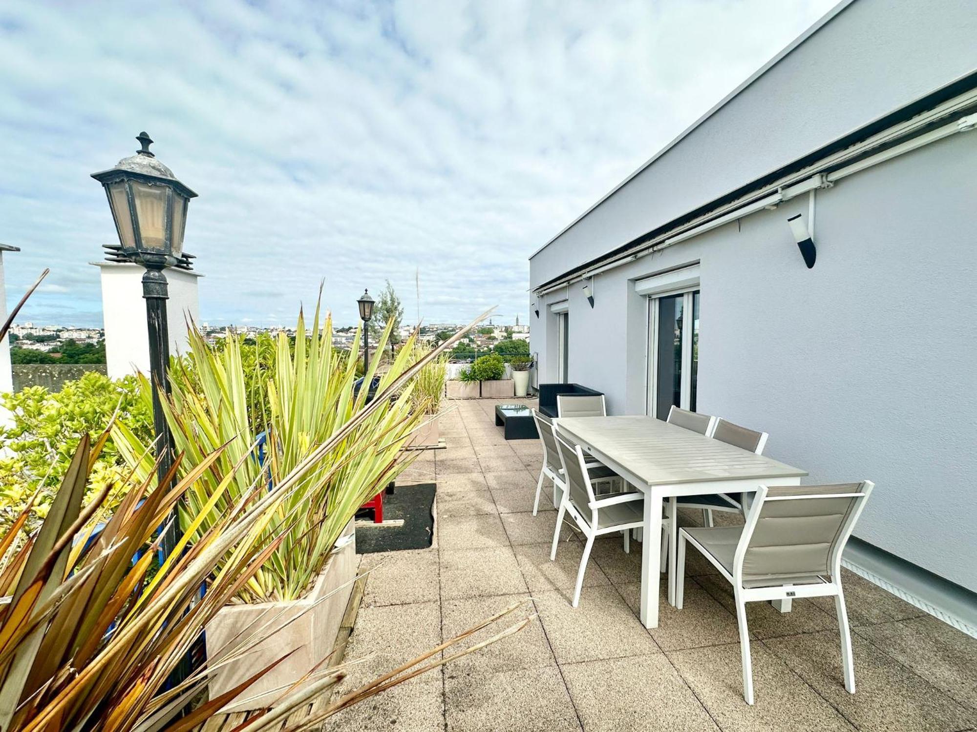 Ferienwohnung Le Panoramique, Splendide Avec Vue Sur La Vienne Limoges Exterior foto